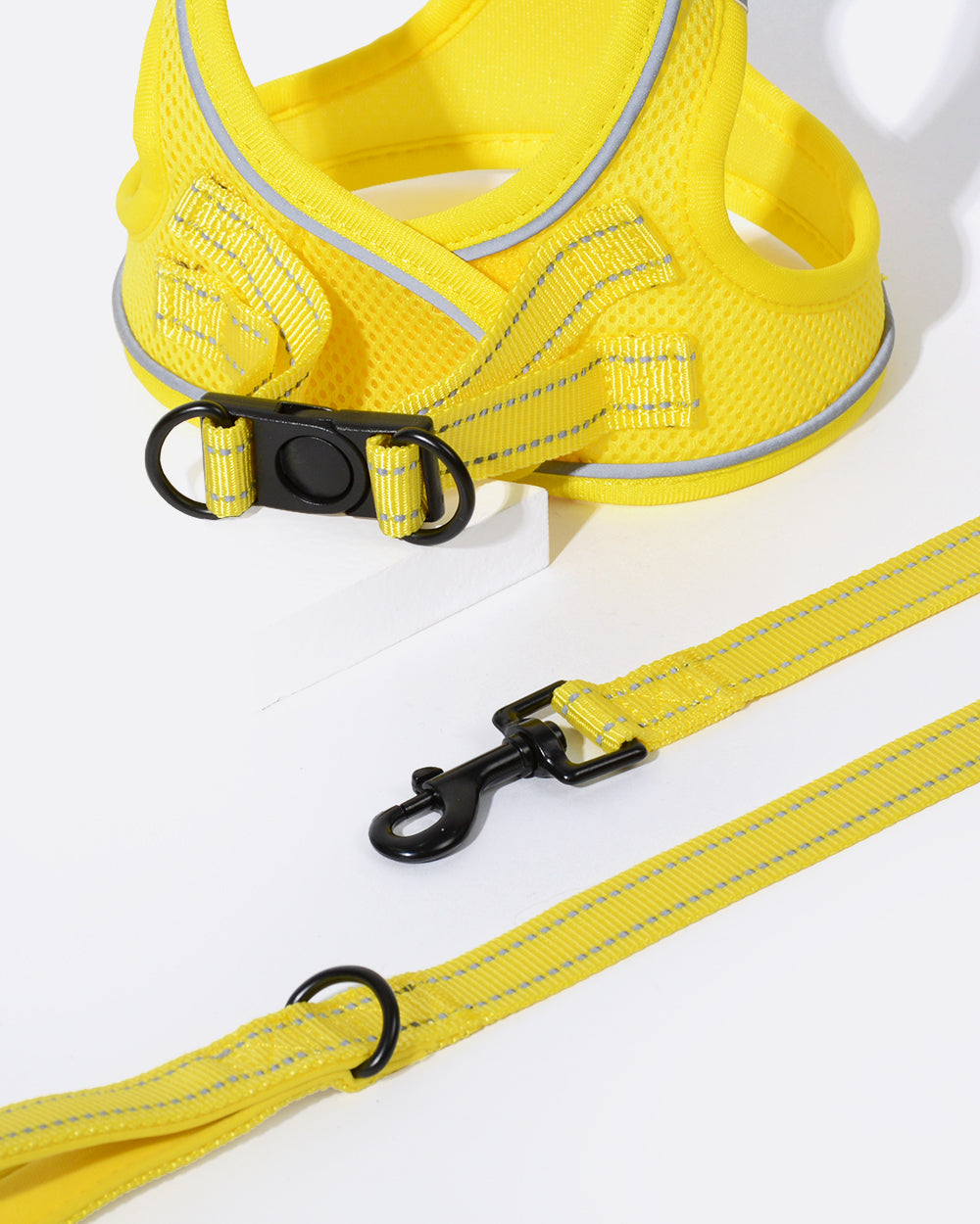 踏入式空氣感透氣寵物胸背帶連牽繩組合 - 檸檬黃